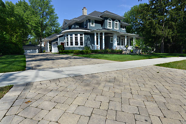 Best Interlocking Driveway Pavers  in Fanning Springs, FL